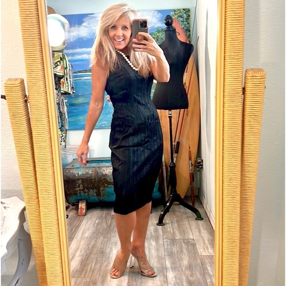 🔥VTG Avenue Montaigne,12, Crushed Tea sleeveless Dress, Stretchy, Sexy, EUC, 12